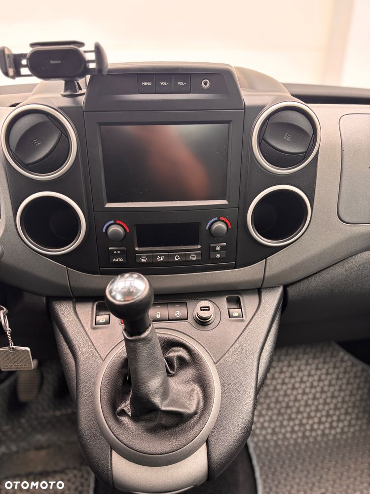 Peugeot Partner 1.6 BlueHDi Outdoor S&S - 10