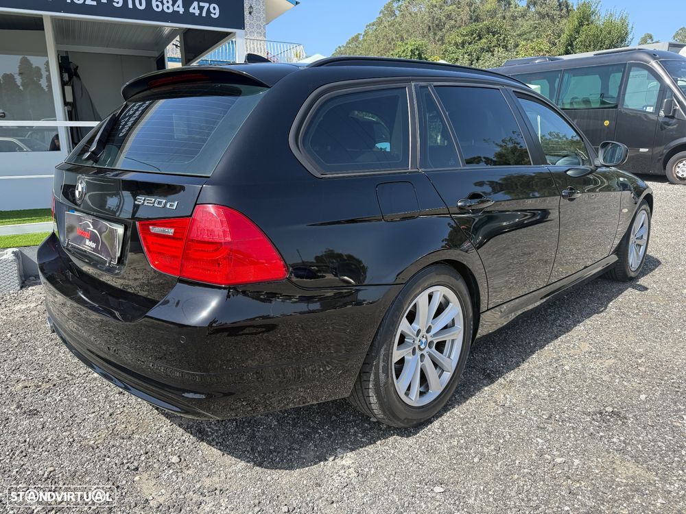 BMW 320 d DPF Blue Performance Edition Lifestyle - 33