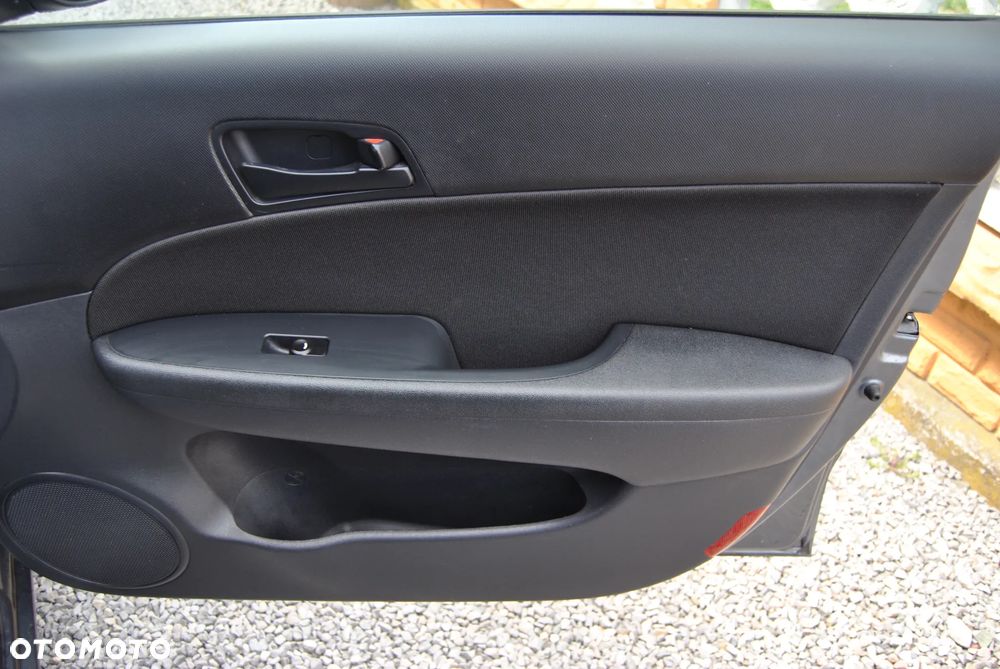 Hyundai i30 1.4 Classic + EU5 - 27