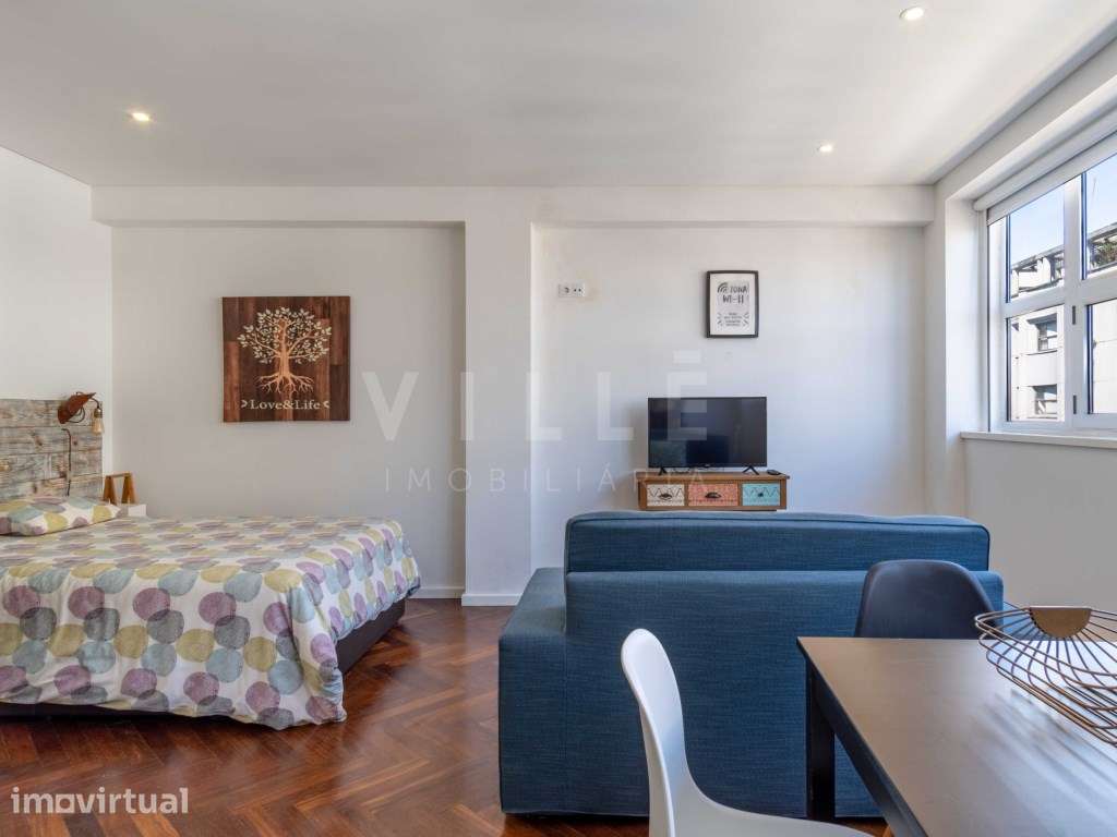 Apartamento T0 Equipado e Mobilado na baixa do Porto - Grande imagem: 5/25