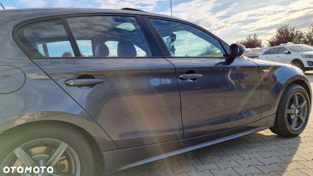 BMW Seria 1 - 19