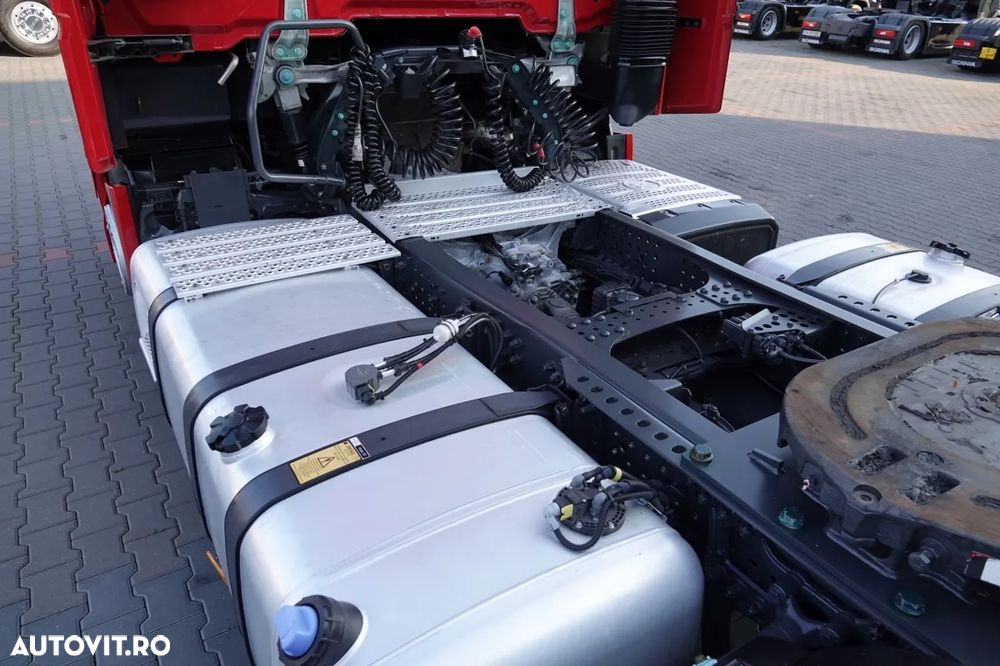 Mercedes-Benz ACTROS 1845 / MEGA / PLATĂ JOSĂ / MP5 / SPAȚIU MARE / DUPĂ CONTRACT DE SERVICE GOLD / 2022 - 12