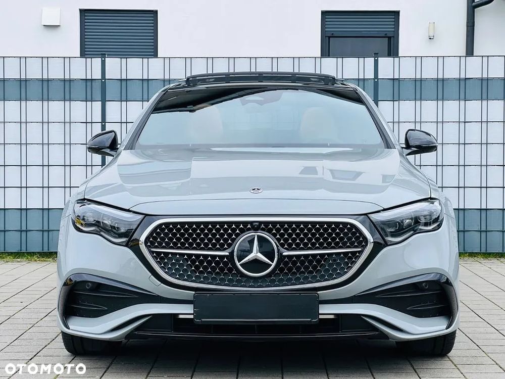 Mercedes-Benz Klasa E 220 d 4-Matic AMG - 2