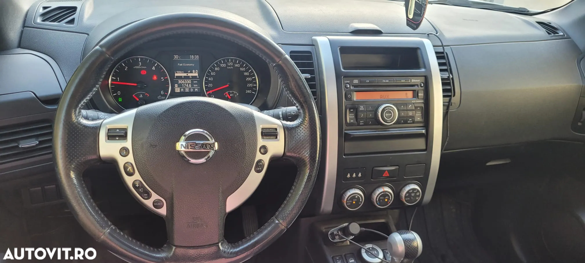 Nissan X-Trail 2.0 dCi DPF All Mode 4X4-i Elegance Aut - 3