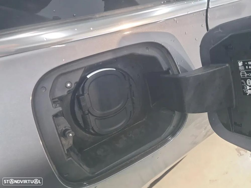 Mercedes-Benz CLA 250 e Shooting Brake Style Plus - 11