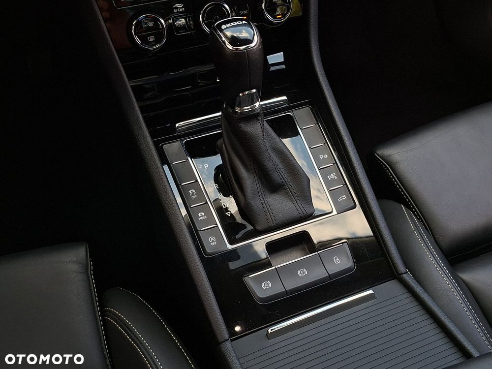 Skoda Superb - 25
