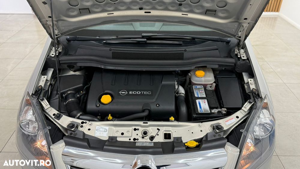 Opel Zafira 1.9 CDTI - 11