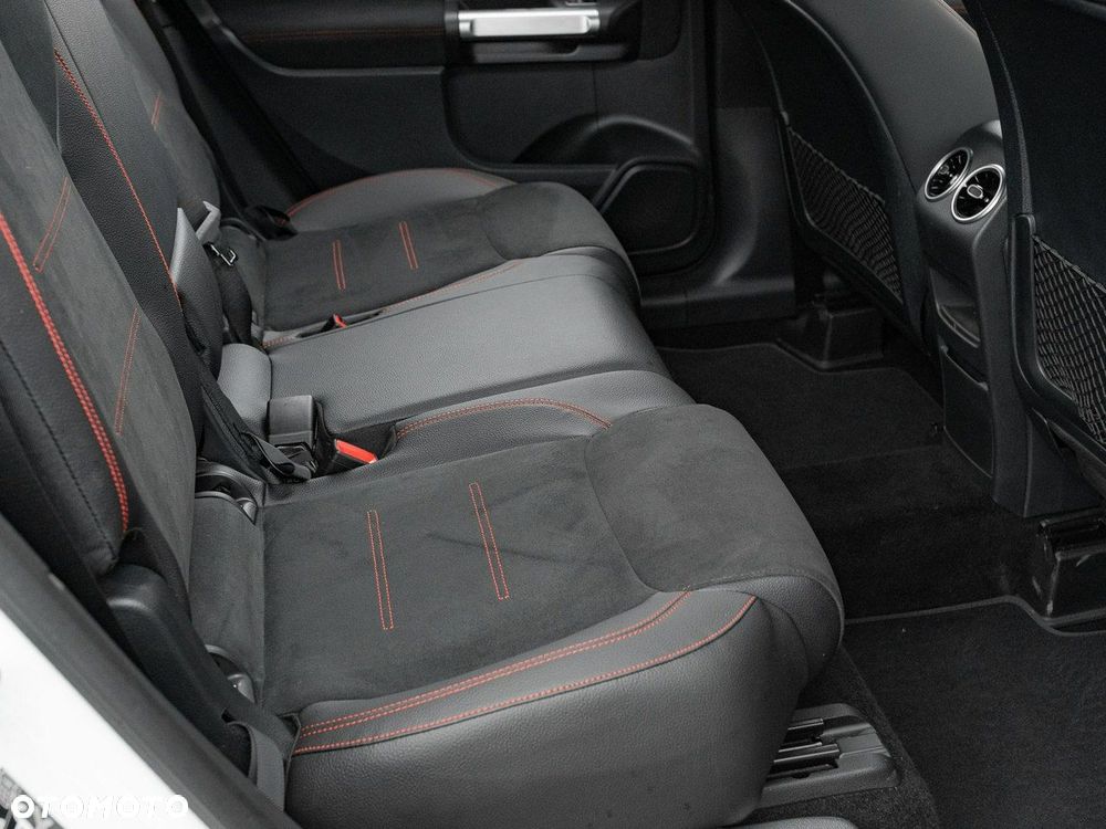 Mercedes-Benz GLB - 29