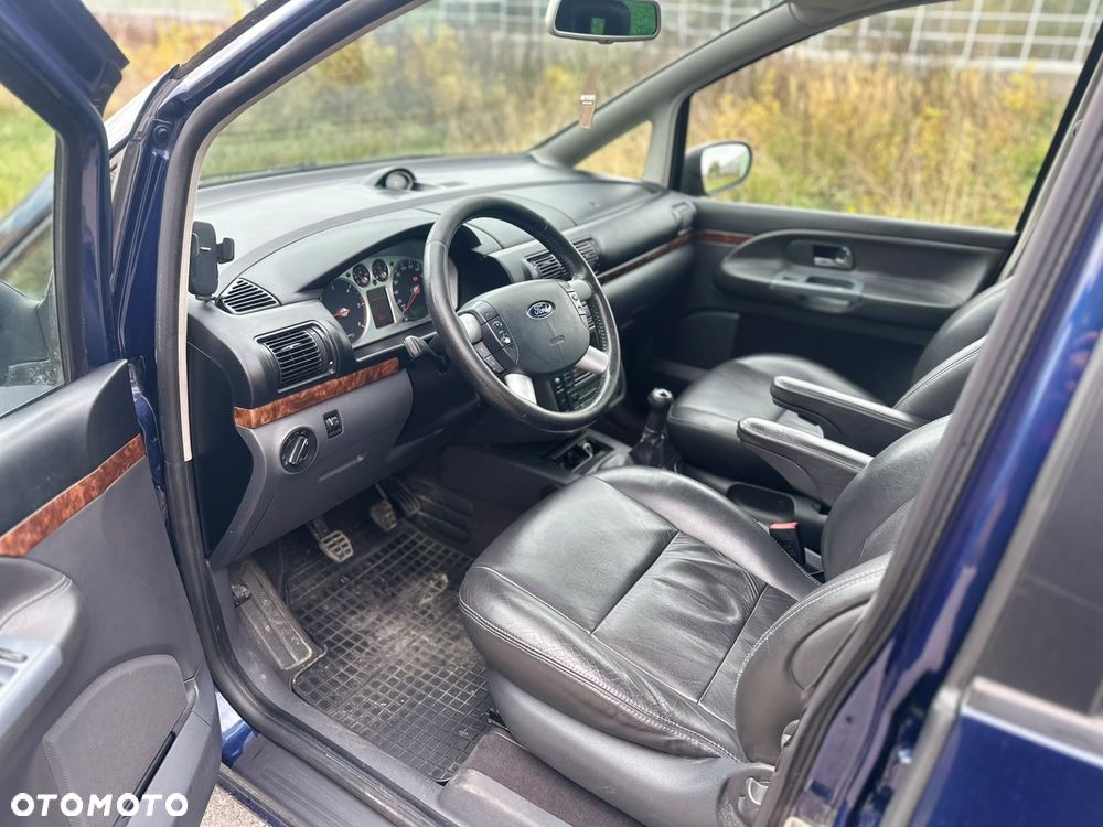 Ford Galaxy - 4