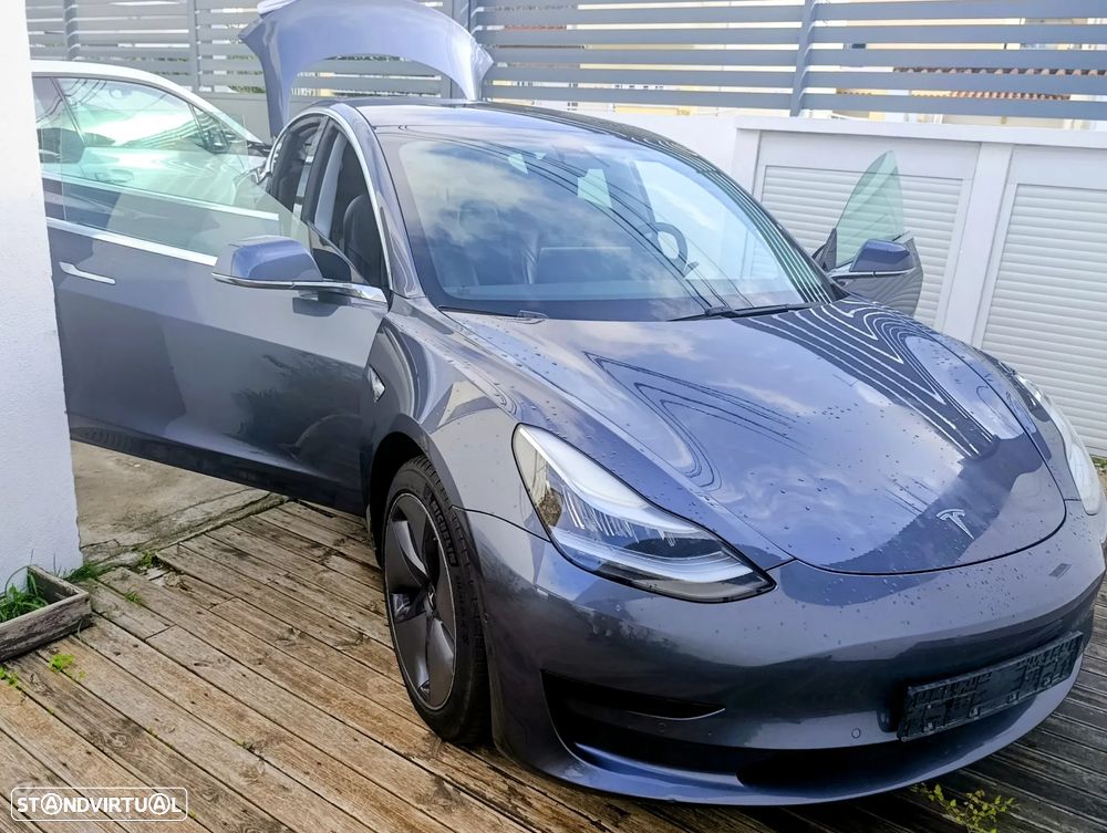 Tesla Model 3 Standard Range Plus RWD - 2