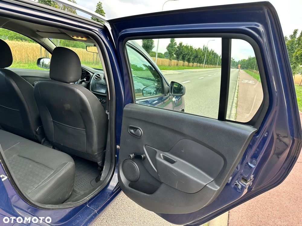 Dacia Logan 1.2 16V Laureate - 30