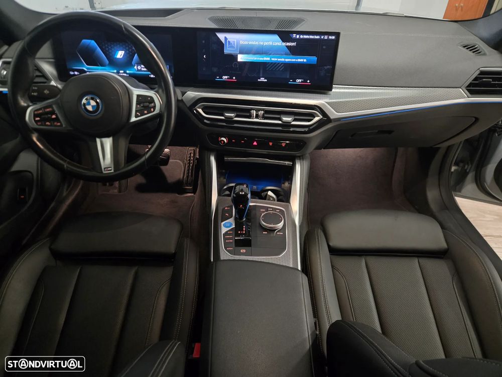 BMW i4 eDrive40 Pack Desportivo M - 16