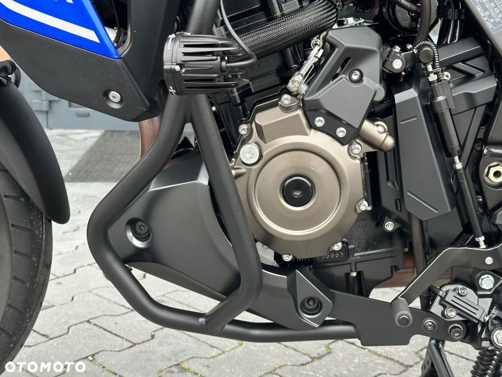 Suzuki V-STROM - 35