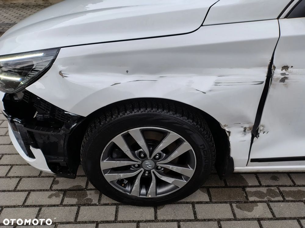 Hyundai i30 - 32