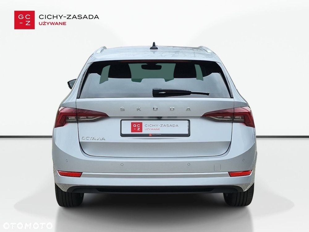 Skoda Octavia 2.0 TDI Style DSG - 4