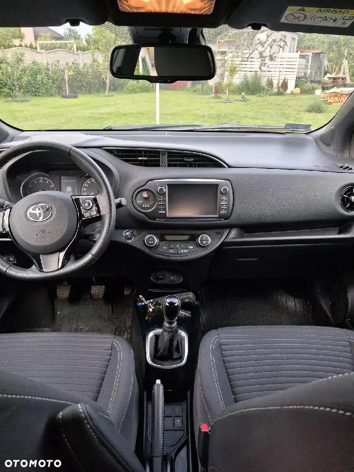 Toyota Yaris 1.5 Selection - 2