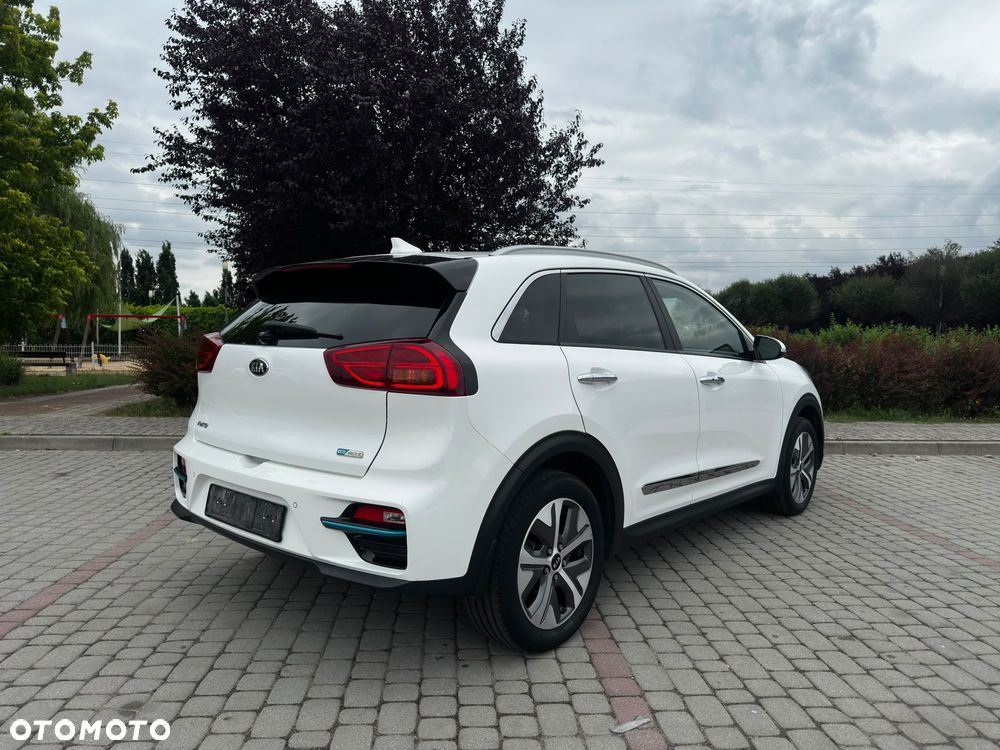 Kia Niro 64kWh XL - 12