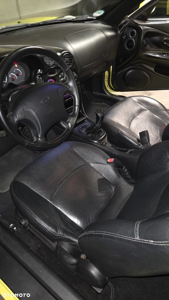 Hyundai Coupe - 9
