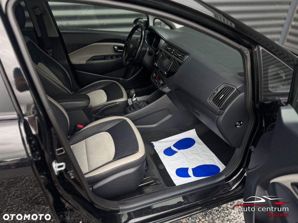 Kia Rio - 28