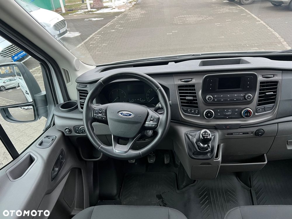 Ford Transit - 21