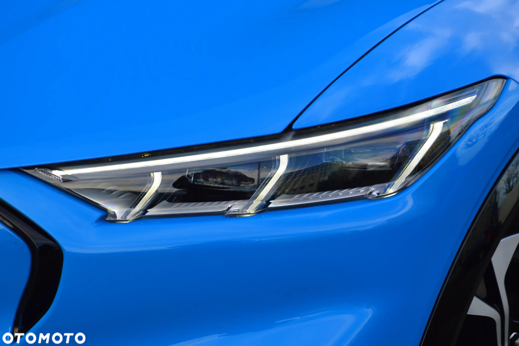 Ford Mustang Mach-E 91 kWh AWD Premium - 10