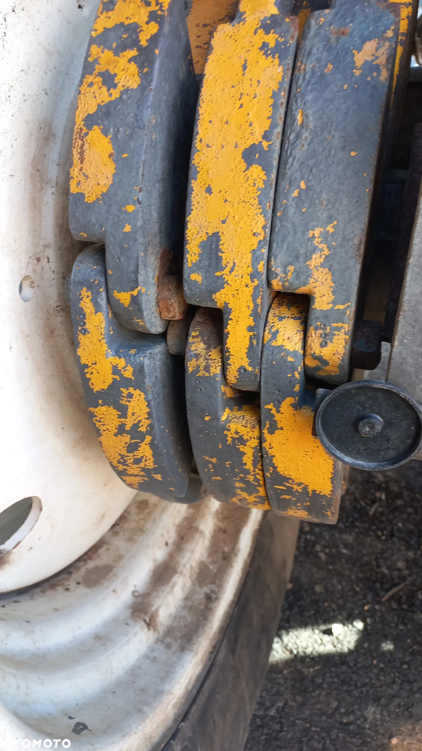 Obciążniki masa balast valtra valmet deutz fahr massey agco K306868 DAVID BROWN,4279804, 048 533 ,7700070546 claas ,obciążniki na koło,renault - 4