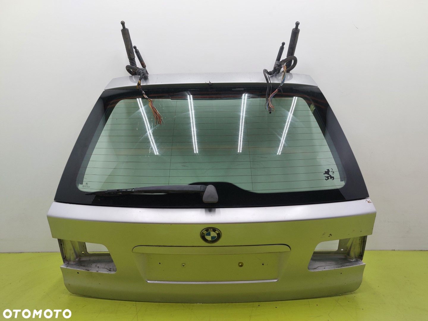 Klapa tył tylna BMW 5 E39 KOMBI TOURING 1996-2003 TITANSILBER METALLIC 354 - 1