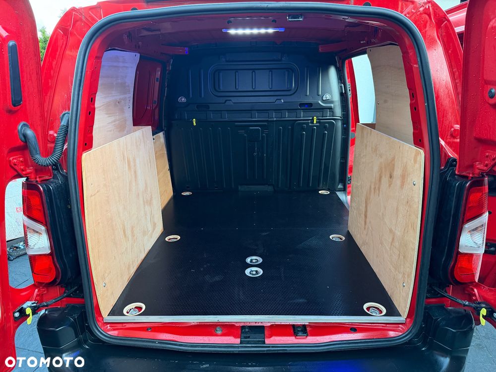 Citroën BERLINGO - 26
