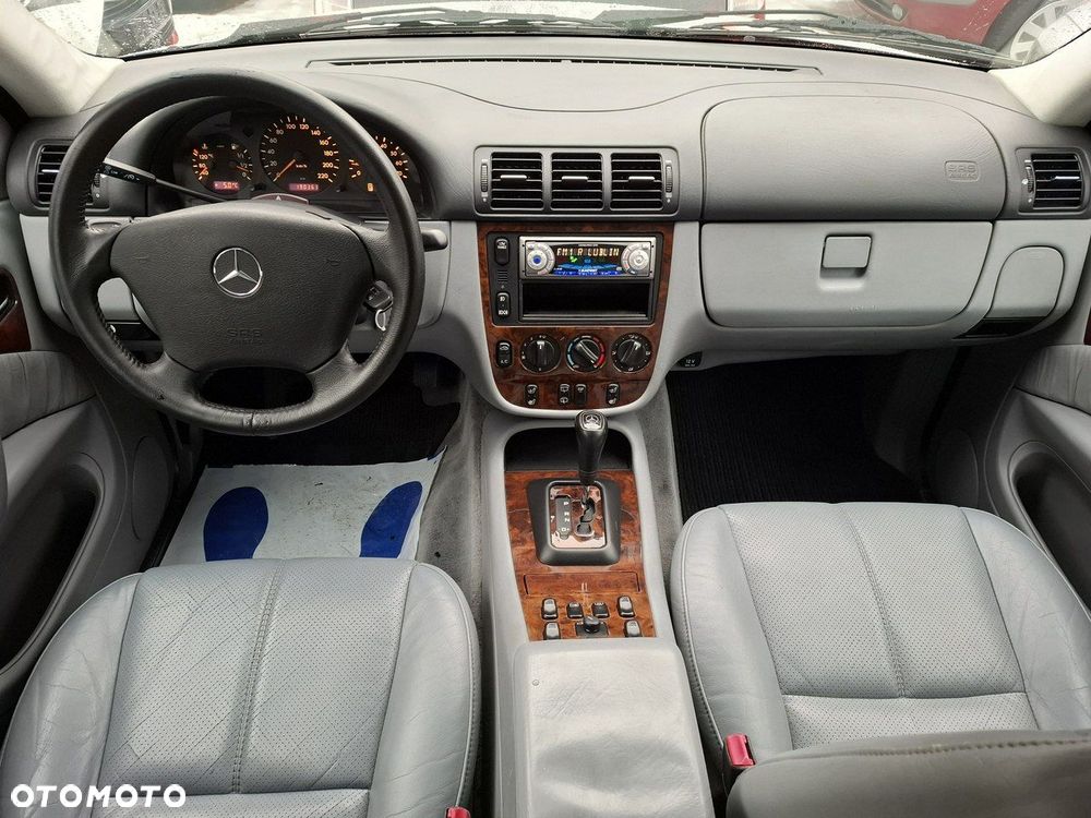 Mercedes-Benz ML 320 - 15