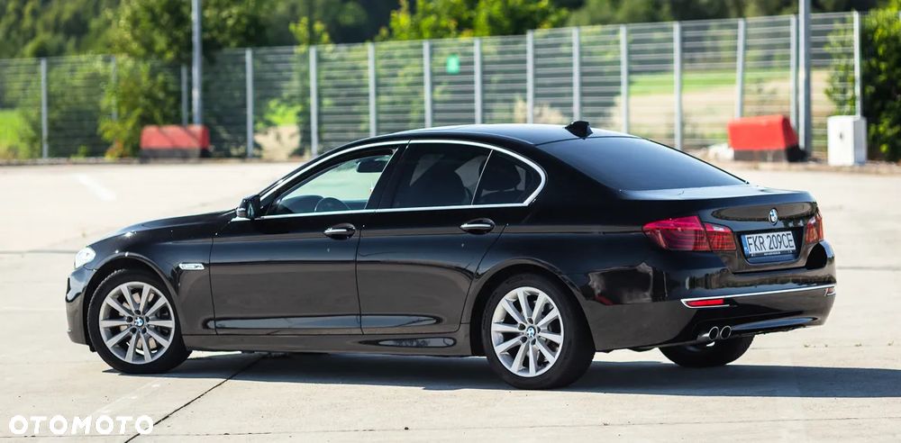 BMW Seria 5 530d Luxury Line - 16