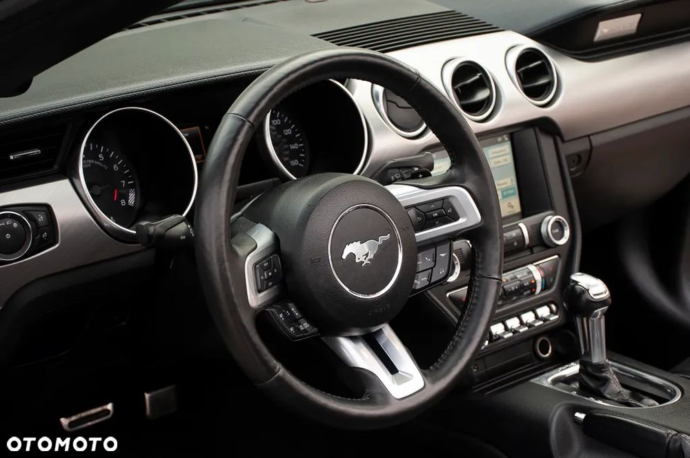 Ford Mustang 5.0 V8 GT - 40