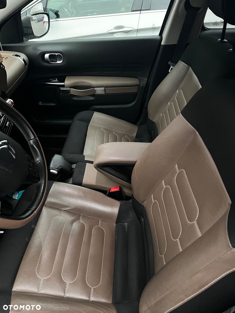 Citroën C4 Cactus - 16