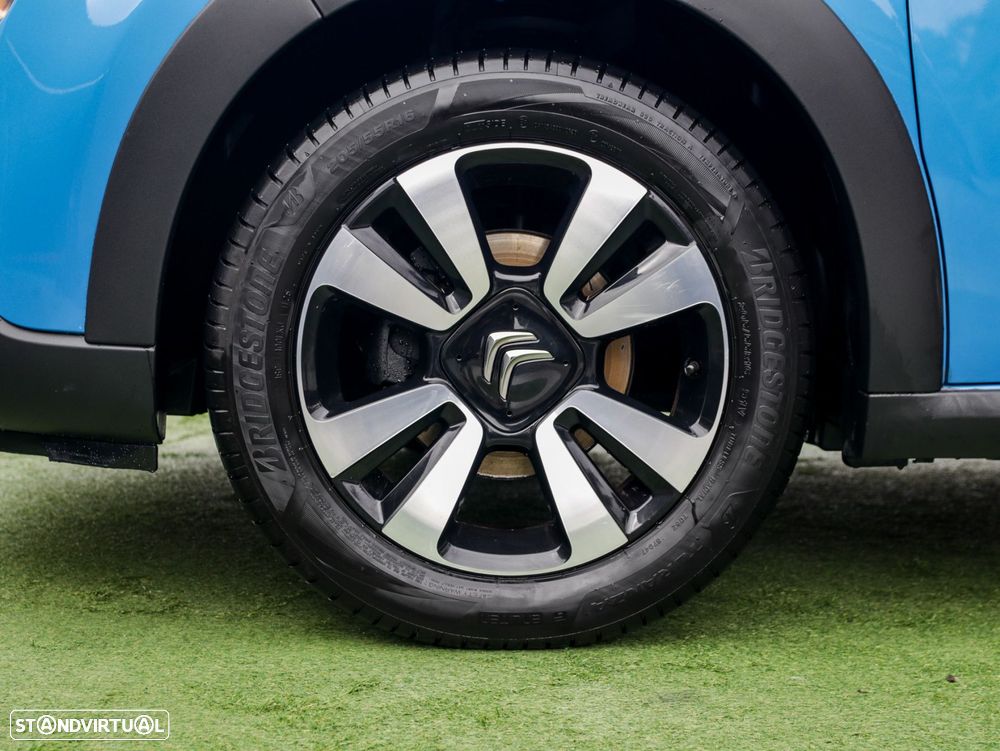 Citroën C3 1.2 PureTech Shine - 12