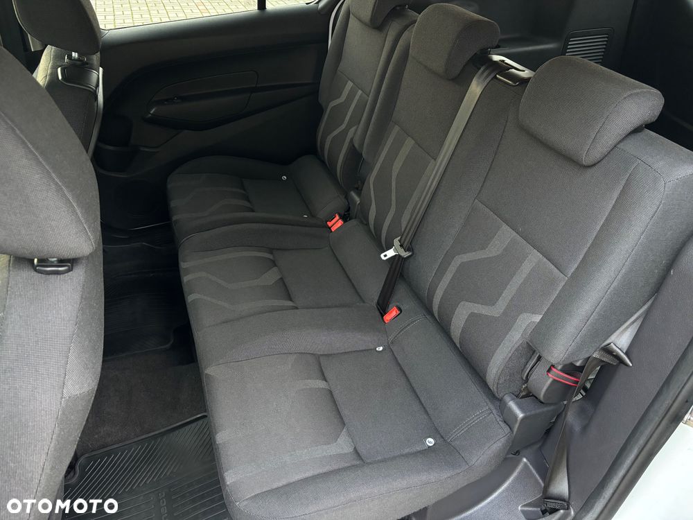 Ford Tourneo Connect Grand - 25