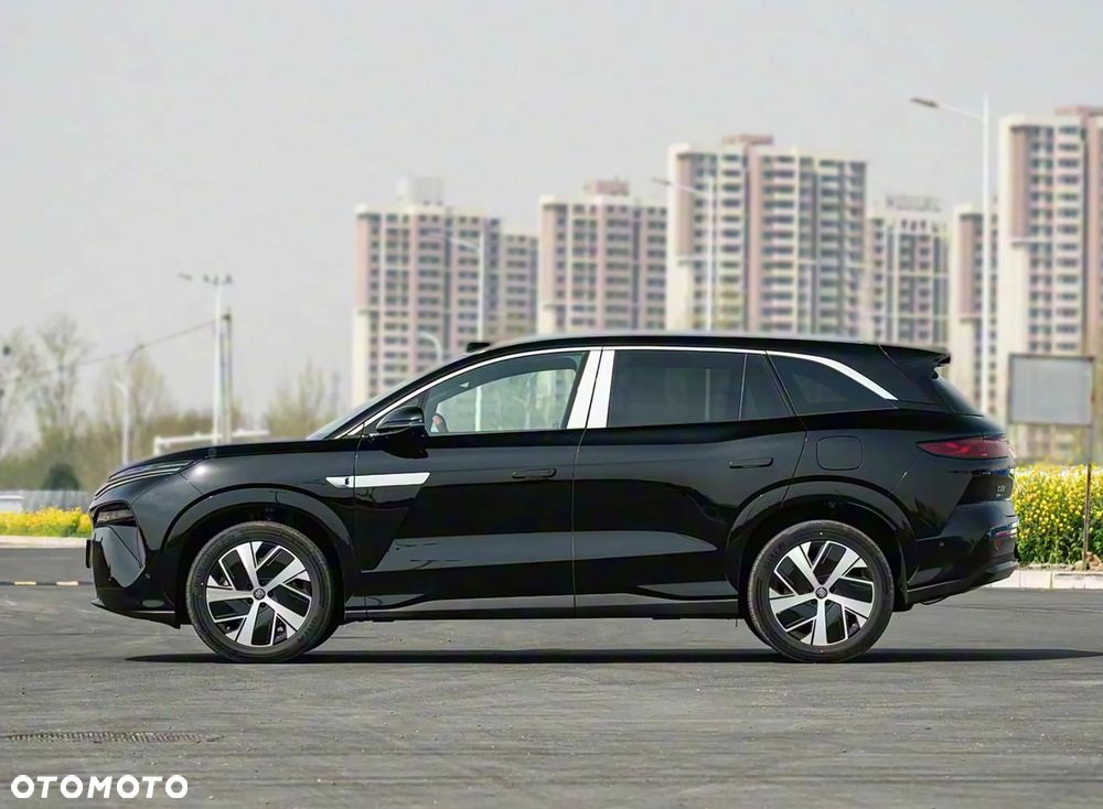 BYD Tang Flagship - 4