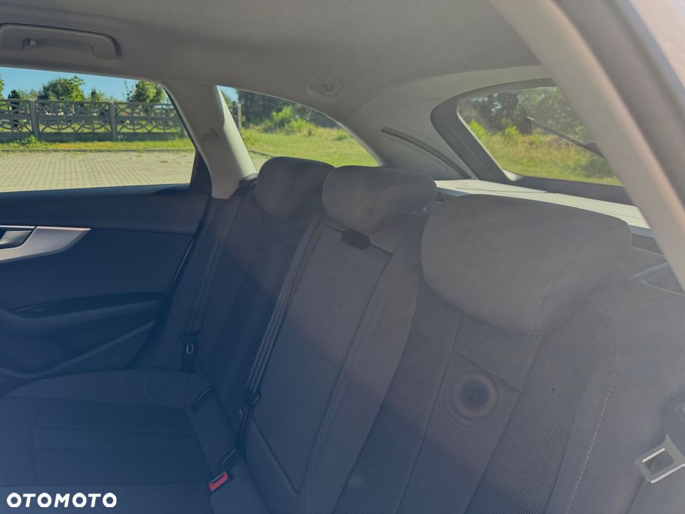 Audi A4 Avant 2.0 TDI DPF S line Sportpaket - 12