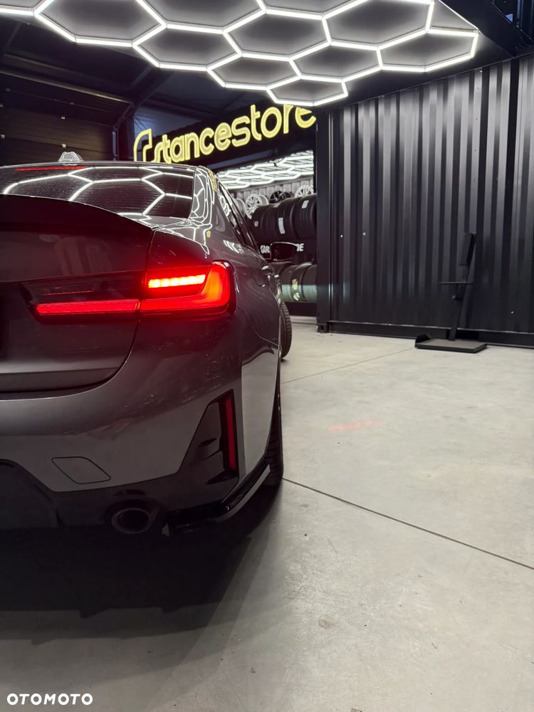 BMW Seria 3 318i M Sport - 6