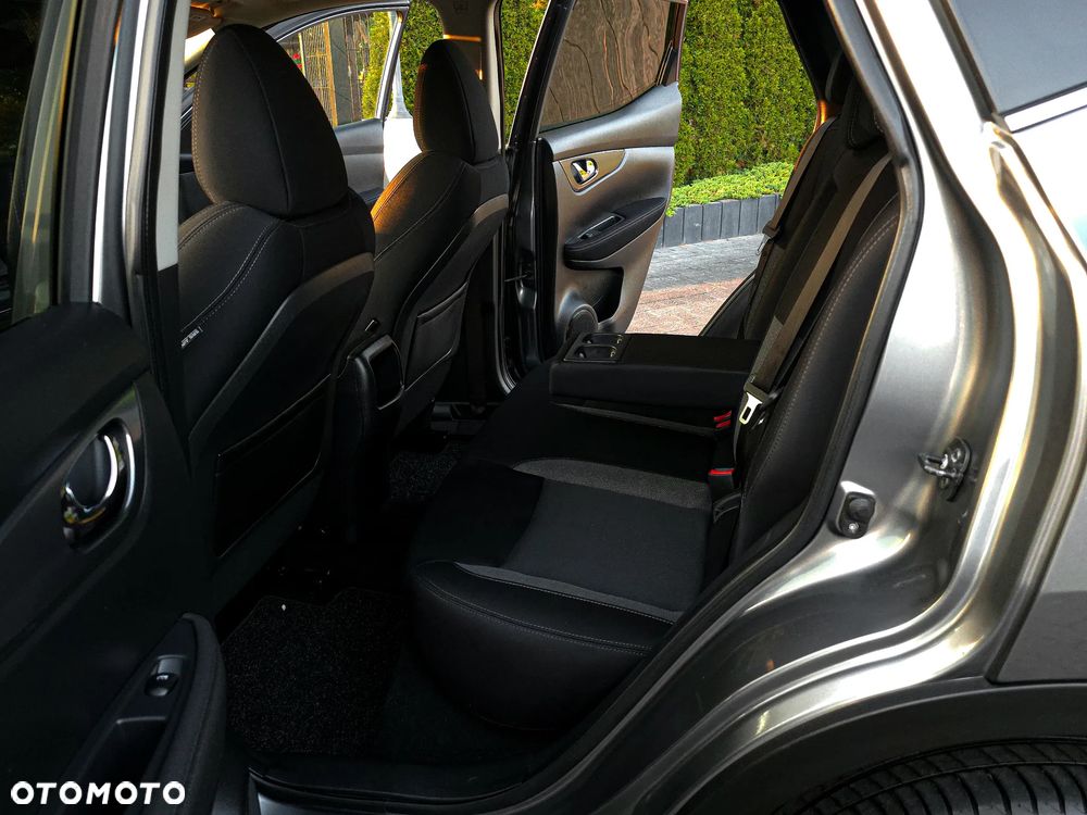 Nissan Qashqai 1.6 DIG-T Tekna - 17
