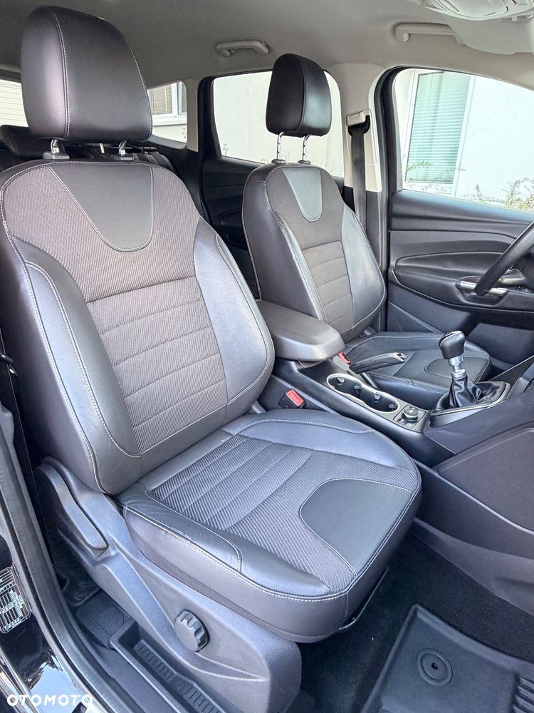 Ford Kuga 2.0 TDCi 2x4 Individual - 19