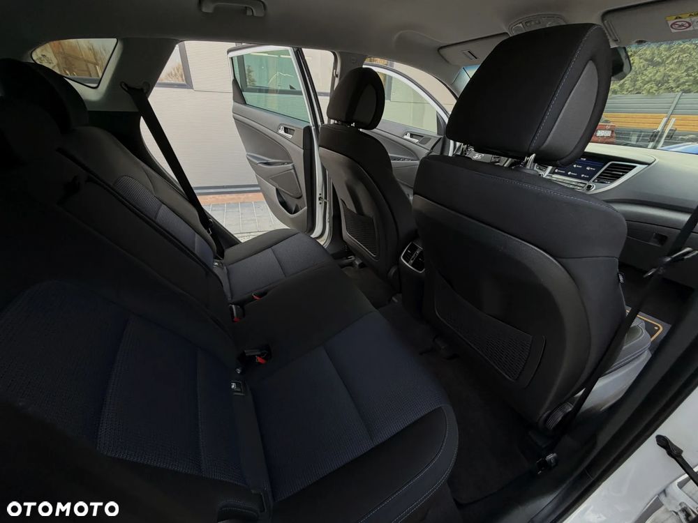 Hyundai Tucson blue 1.7 CRDi 2WD DCT Premium - 18