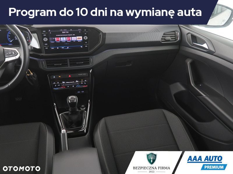Volkswagen T-Cross - 10