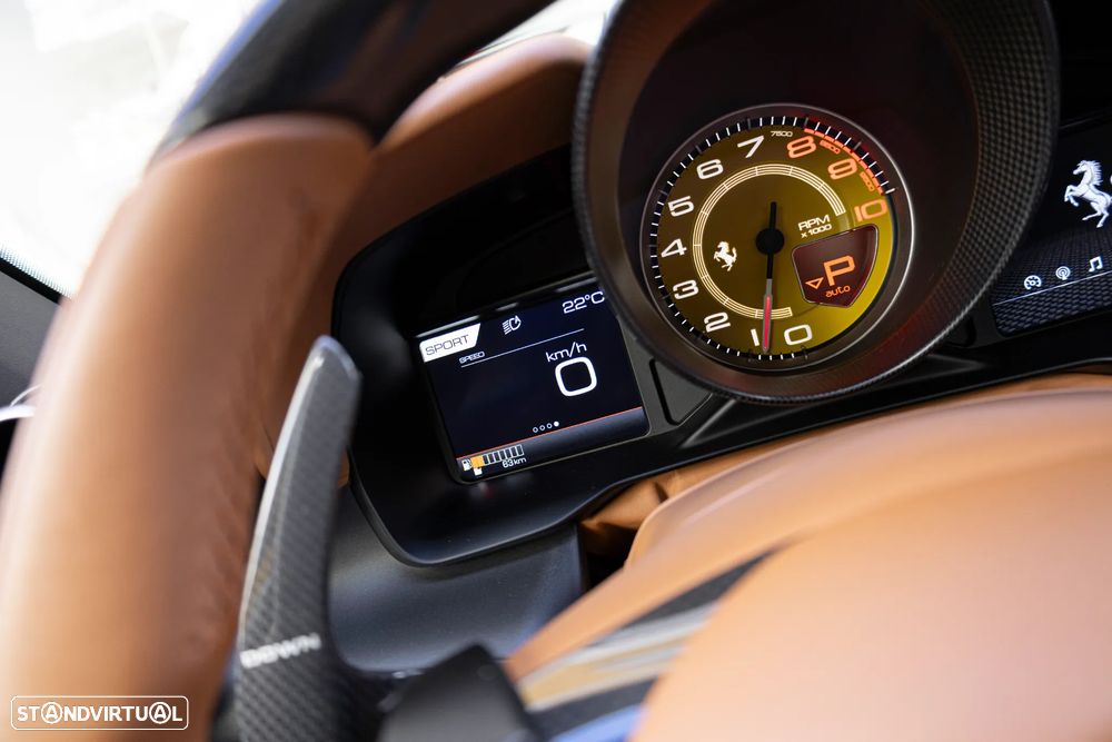 Ferrari F8 Tributo 3.9 Twin-Turbo V8 - 20