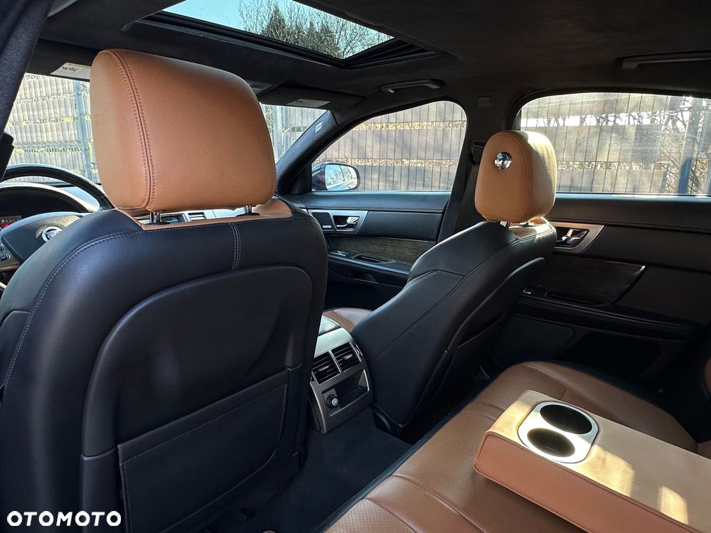 Jaguar XF XFR 5.0 V8 Kompressor - 21