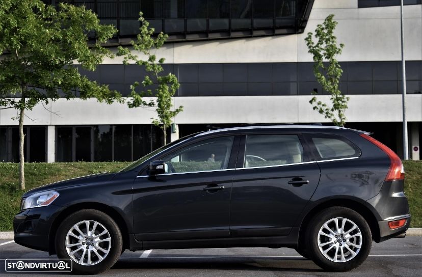 Volvo XC 60 2.4 D Drive Momentum - 3
