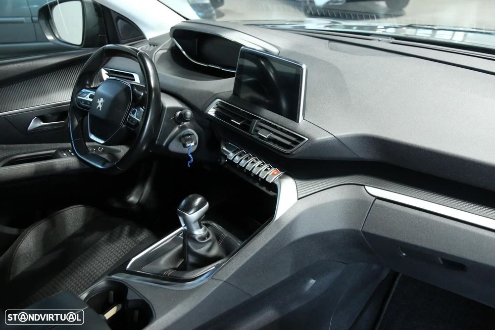 Peugeot 3008 PureTech 130 Stop & Start GPF Active - 9
