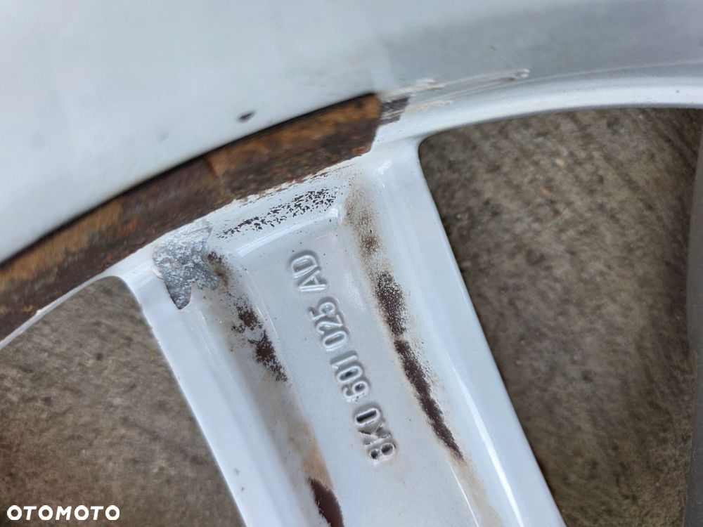 FELGA FELGI VW AUDI SKODA A3 A4 A6 8.0J R18 ET26 8K0601025AD 26/26 KOMPLET - 8