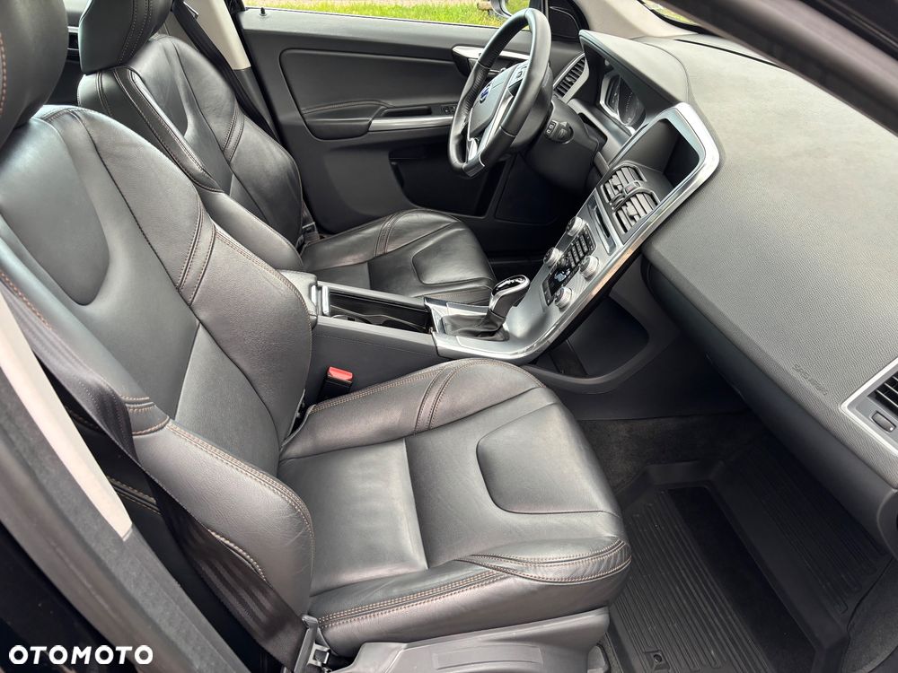 Volvo XC 60 D3 Drive-E Kinetic - 5