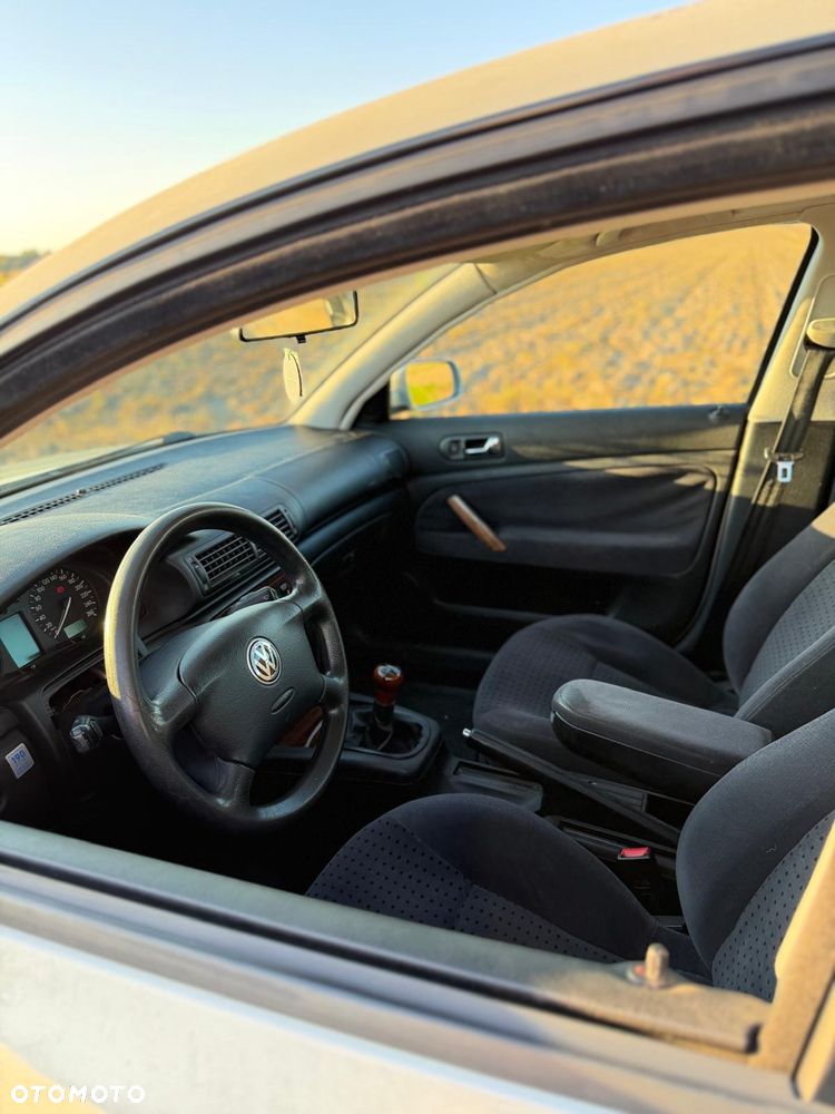 Volkswagen Passat - 7