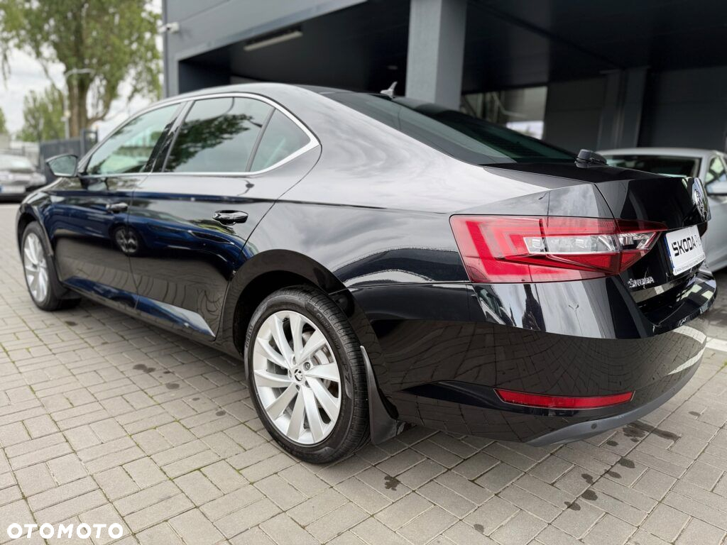 Skoda Superb 2.0 TDI Style DSG - 7