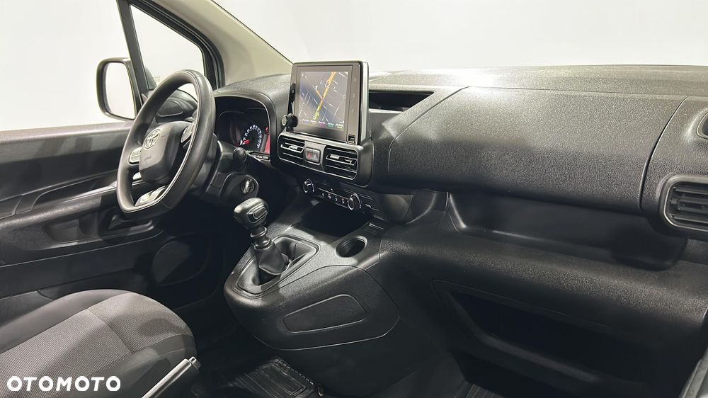 Toyota Proace City - 11